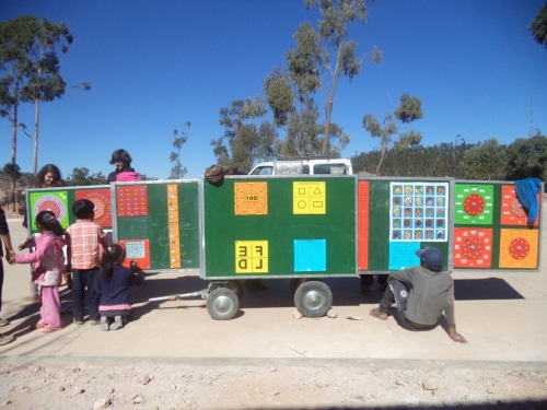 BOLIVIE et son école mobile